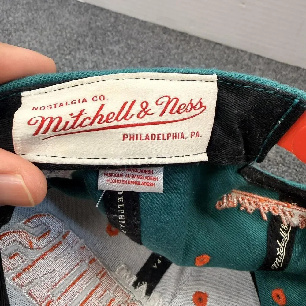 Vintage Miami Dolphins Hat Cap Snap Back One Size Green NFL Mitchell & Ness